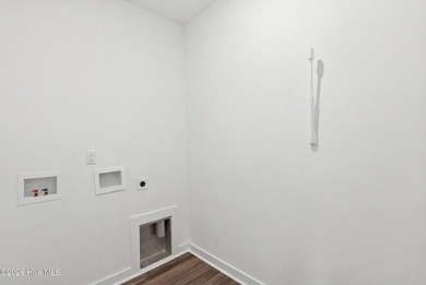 Adorable three bedroom, two bathroom single family home with - photo 22