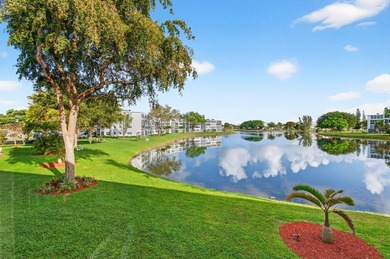 Location, location, location! Impeccable turnkey 1-bedroom, 1 - photo 2