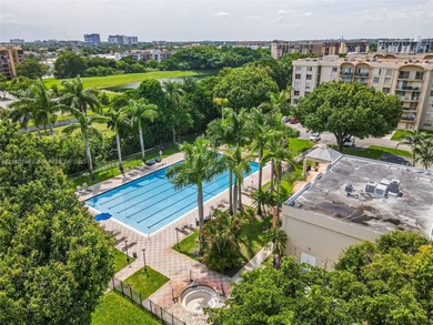 Charming Remodeled Kitchen, 2 bedroom & 2 bathroom, Shutters