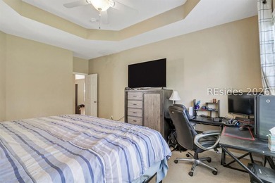 Outstanding 4-bedroom, 3.5-bath Jordan Model in the highly - photo 28
