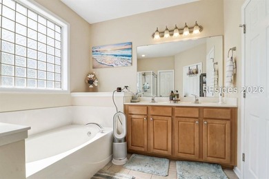 Outstanding 4-bedroom, 3.5-bath Jordan Model in the highly - photo 30