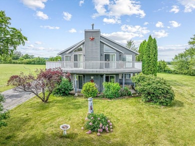 Lake Home For Sale in Lake Summerset, Illinois