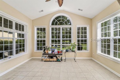 Outstanding 4-bedroom, 3.5-bath Jordan Model in the highly - photo 43