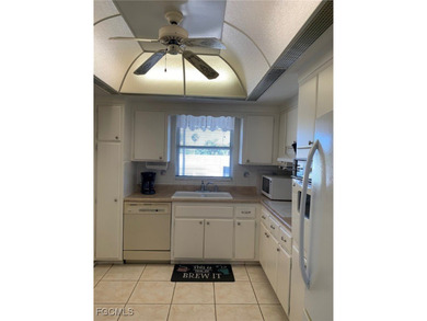 Welcome Home!! Spacious 2 -bedroom, 2 bathroom condo in - photo 9