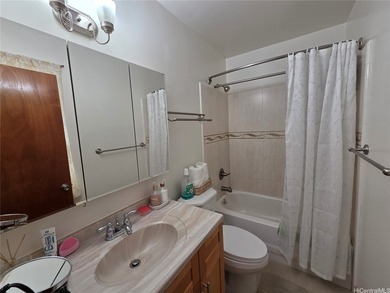 Welcome Home to the Kapiolani Royale; a well maintained, pet - photo 8