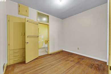 Charming Turn-of-the-Century Opportunity in Point Richmond! - photo 11