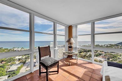 Rarely available south-facing upper-floor end unit! This bright - photo 11