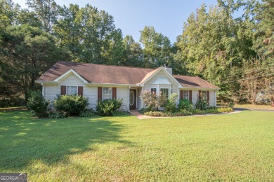Lake Home For Sale in Sharpsburg, Georgia
