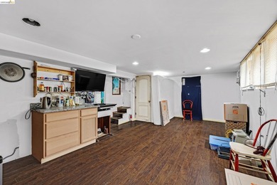 Charming Turn-of-the-Century Opportunity in Point Richmond! - photo 23