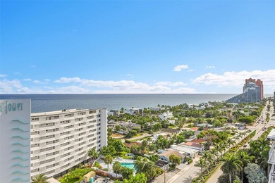 Rarely available south-facing upper-floor end unit! This bright - photo 26