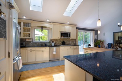 Set on approximately 0.47 acres in the Lion Head Beach - photo 8
