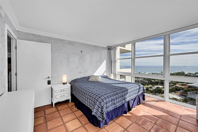Rarely available south-facing upper-floor end unit! This bright - photo 30