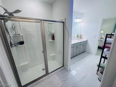 This beautiful new-construction home (built in 2022) won't last - photo 33