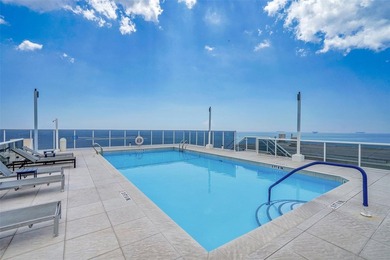 Rarely available south-facing upper-floor end unit! This bright - photo 40
