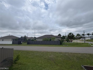 This beautiful new-construction home (built in 2022) won't last - photo 49