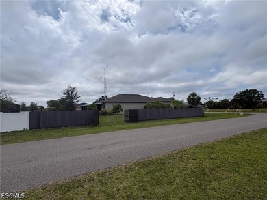 This beautiful new-construction home (built in 2022) won't last - photo 50