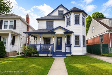 Beautiful detached Colonial home, offering over 2,100 square - photo 1