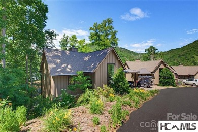 Lake living at it best!. This direct lakefront custom built home - photo 8
