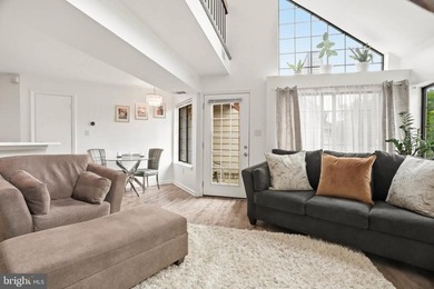 Fall in love with this stunning 2BR/2BA condo with a spacious - photo 6