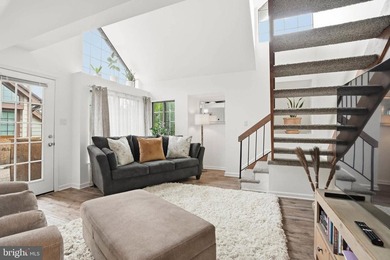 Fall in love with this stunning 2BR/2BA condo with a spacious - photo 7