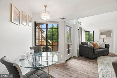 Fall in love with this stunning 2BR/2BA condo with a spacious - photo 8