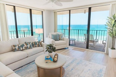 This newly remodeled and beautifully maintained 3-bedroom with - photo 1