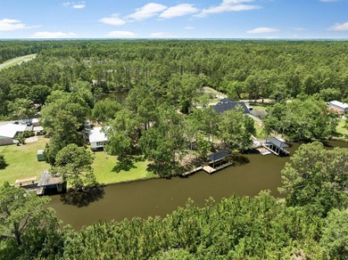 Discover the perfect canvas for your coastal dream home on this - photo 4