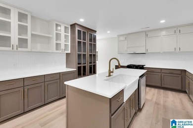 Welcome home to this FULLY RENOVATED 6 bedroom, 4.5 bathroom - photo 13