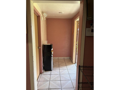 Cute 2 bedroom 1 bath with a mature landscape. Plenty of room - photo 26