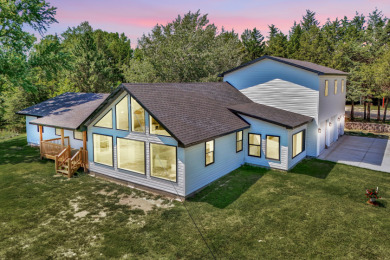 Marion Lake Home For Sale in Marion Kansas