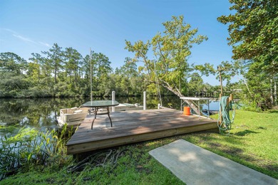 What a beauty on the water, your own wknd retreat or for your - photo 40