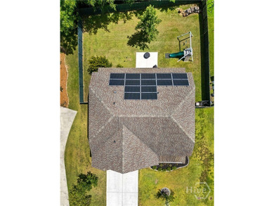 Beautifully maintained 4-bedroom, 2.5-bath home in the desirable - photo 42