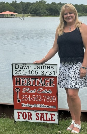 Dawn James with Heritage Real Estate in TX advertising on LakeHouse.com