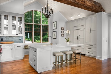 Set within the prestigious Meadow Ridge section of Lake Toxaway - photo 9