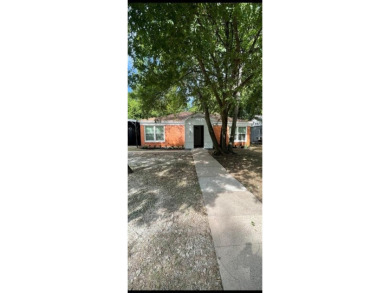 Lake Waco Home For Sale in Waco Texas