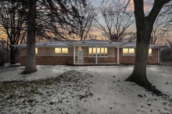 (private lake, pond, creek) Home Sale Pending in Brighton Michigan