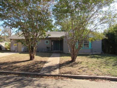 Lake Waco Home Active Under Contract in Waco Texas