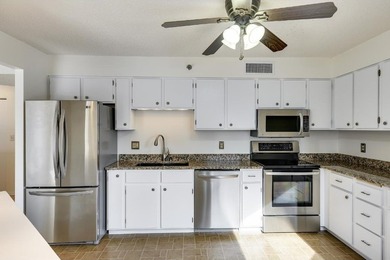 Spacious and Skyway-connected 2BR now available in an amazing - photo 5