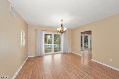 Move-In Ready Pool & Spa Home! Welcome to this cozy yet unique - photo 15