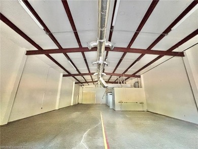 3200 SQ foot, Heated and Cooled commercial building, with Great - photo 16