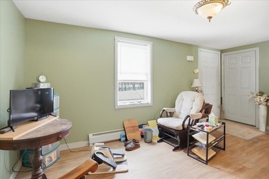 Investors and savvy buyers take notice! This clean, efficient - photo 17