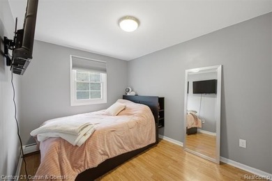 Charming Colonial nestled on a beautifully tree lot, plus an - photo 20
