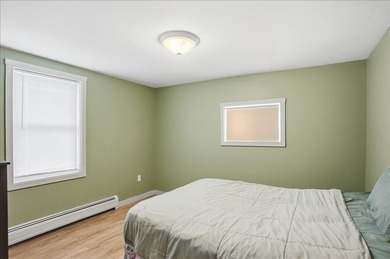 Investors and savvy buyers take notice! This clean, efficient - photo 23