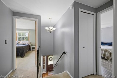 Charming Colonial nestled on a beautifully tree lot, plus an - photo 28