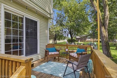 Charming Colonial nestled on a beautifully tree lot, plus an - photo 42
