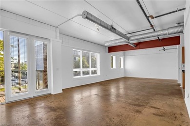 Elizabeth River Condo For Sale in Norfolk Virginia