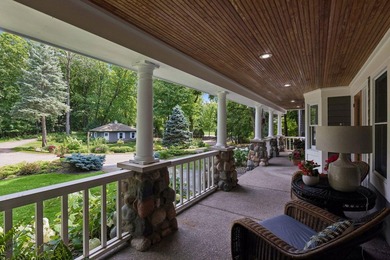 Known as The Cozy Nook, this storied Lake Minnetonka residence - photo 5