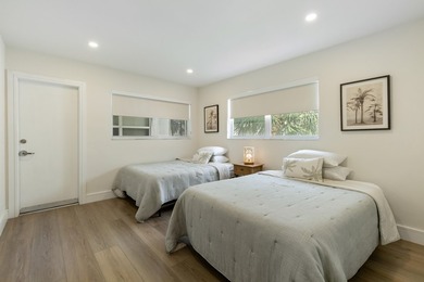 Welcome to this beautifully renovated 2-bedroom, 2-bath, 1060 sq - photo 14