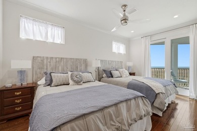 Built in 2023, this custom 5BR, 5.5BA Gulf-front residence - photo 16