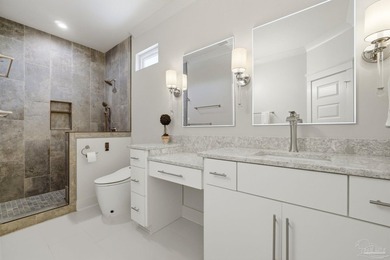 Built in 2023, this custom 5BR, 5.5BA Gulf-front residence - photo 17